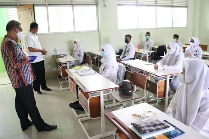 Foto: Guru Kalbar Mesti Kembangkan Kapasitas Diri, Jangan Lalai Tugas | Pifa Net