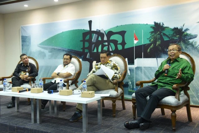 Foto: DPR Tekankan Harus Ada Penegakan Hukum Tangani KKB Papua | Pifa Net