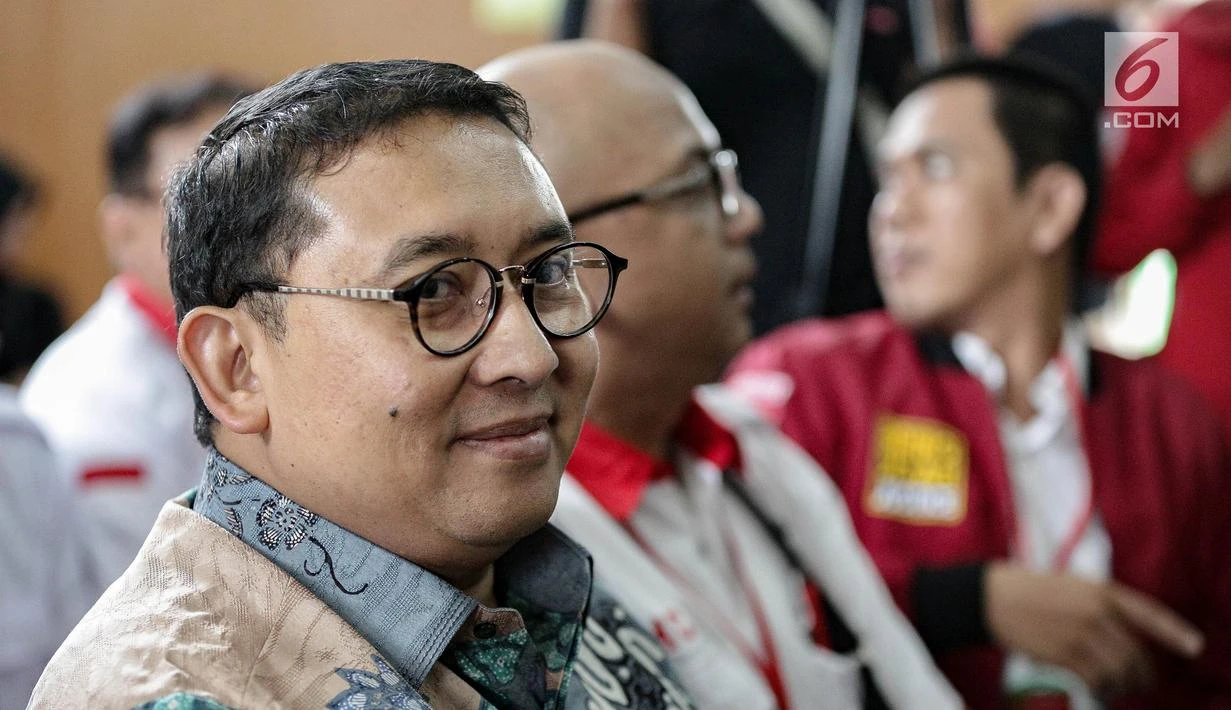 Foto: Habib Rizieq Bebas, Fadli Zon Ucapkan Syukur dan Sampaikan Harapan Ini | Pifa Net