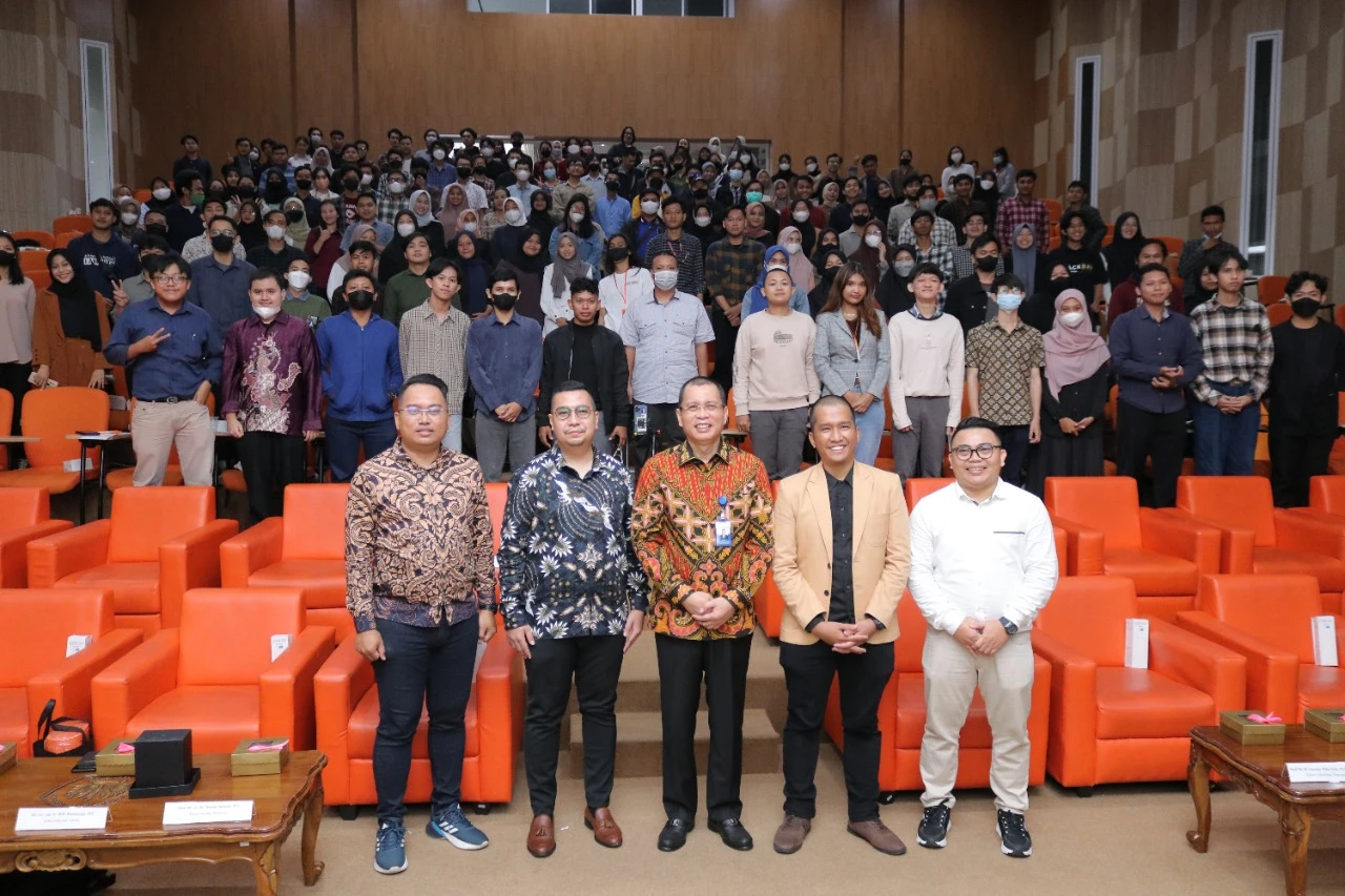 Foto: Gelar Kuliah Umum di Pontianak, Xiaomi Indonesia: Fokus Pendidikan Tak Harus Hanya Fokus di Jawa | Pifa Net