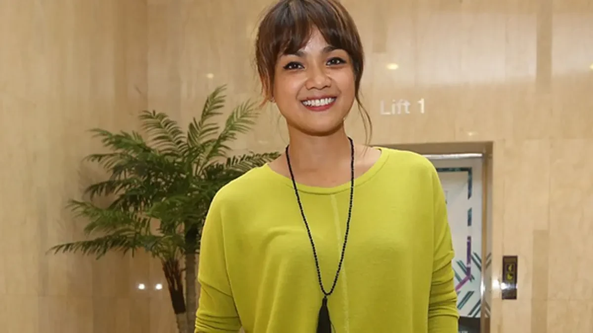 Foto: Nirina Zubir Girang, Mantan Asisten Ibunda Dijatuhi Hukuman 15 Tahun Penjara | Pifa Net