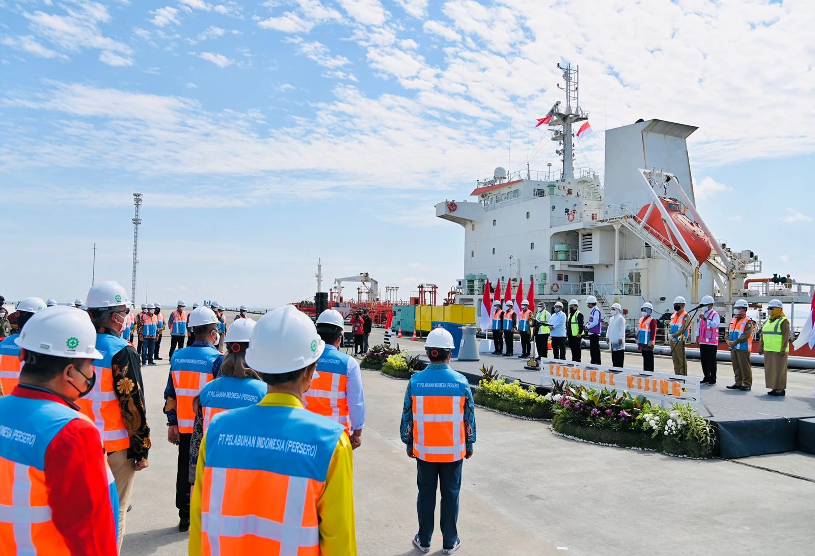 Foto: DPR RI: Ekspor-Impor Mudah, Terminal Kijing Bikin Kalbar Tambah Maju  | Pifa Net