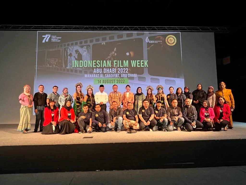 Foto: Promosikan Film Indonesia, Dubes RI di Abu Dhabi Ajak Orang Asing dan WNI Nonton Film Horor | Pifa Net