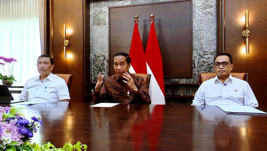 Foto: Perpres Ditandatangani, Jokowi Umumkan RI Resmi Ambil Alih FIR Riau-Natuna dari Singapura | Pifa Net
