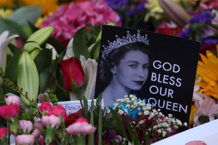 Foto: Kerajaan Inggris Tetapkan Pemakaman Ratu Elizabeth II Sebagai Hari Libur Nasional | Pifa Net