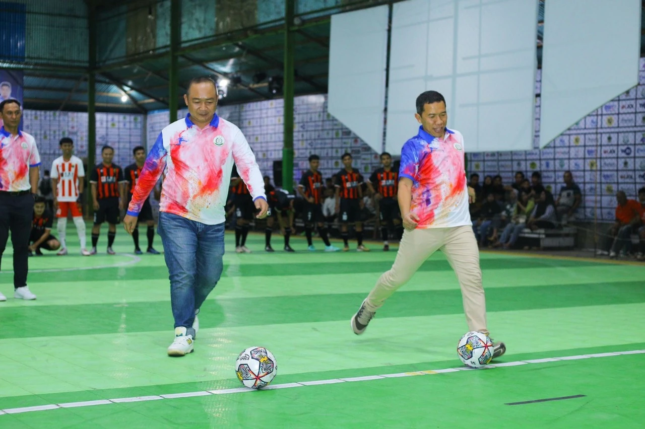 Foto: Turnamen Futsal Jurnalis Ketapang Cup Seri VIII Resmi Bergulir | Pifa Net