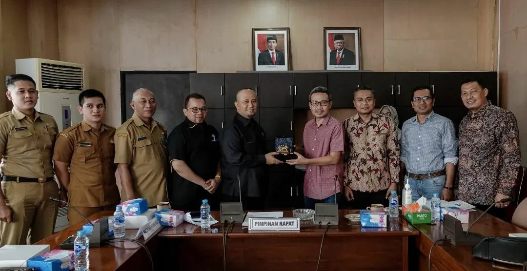 Foto: Banggar DPRD Jawa Timur Kunjungan Kerja ke DPRD Kalbar | Pifa Net