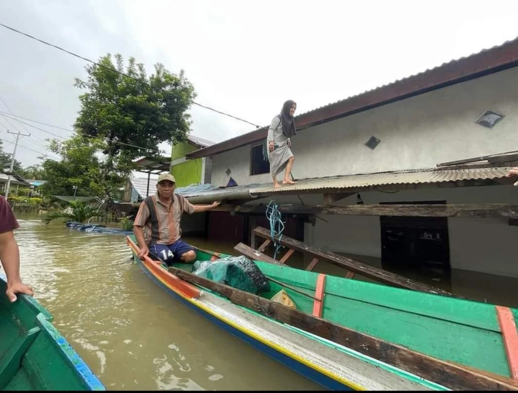 Kondisi banjir di Jelai Hulu, Kabupaten Ketapang. (Foto: Istimewa)