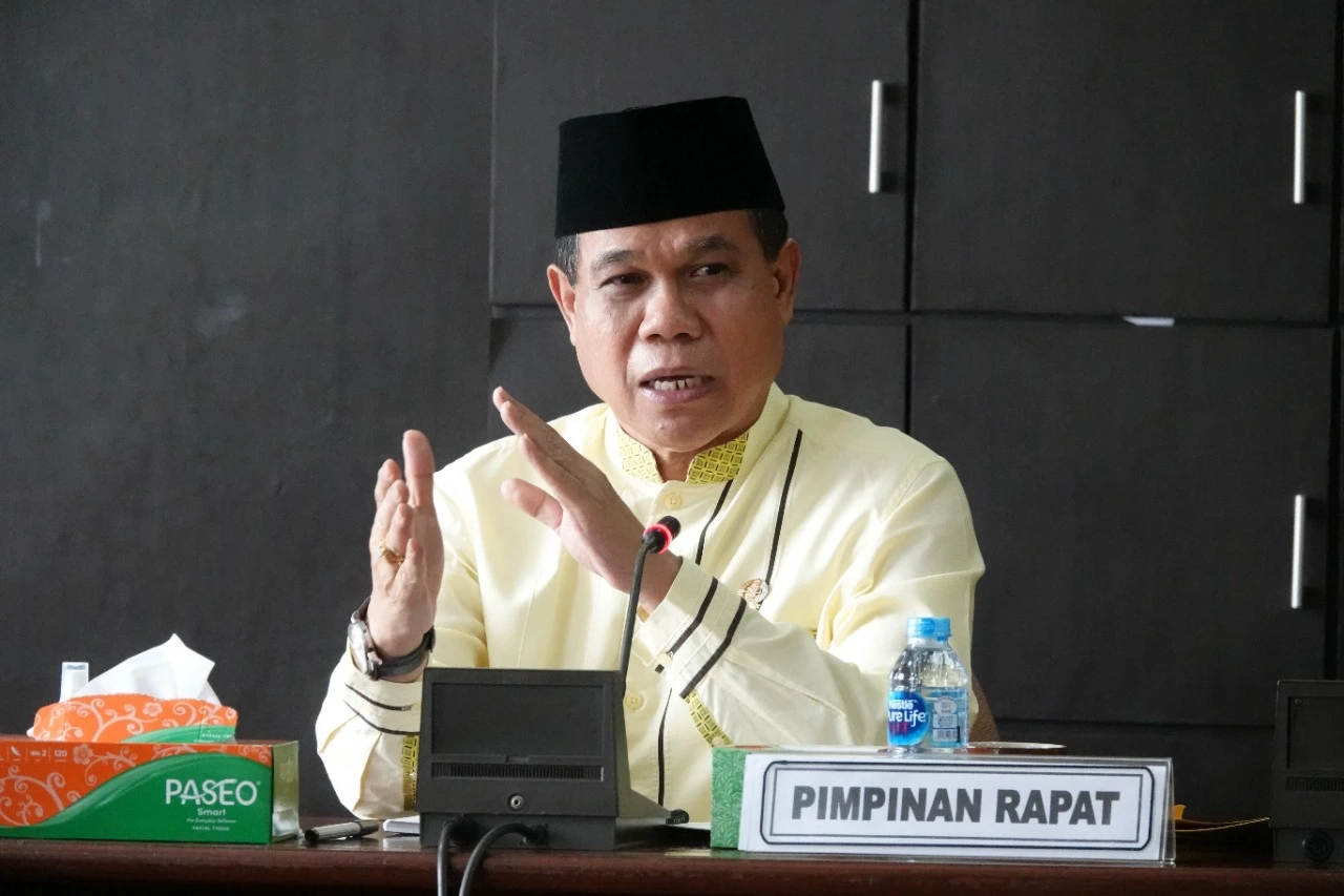 Foto: Wakil Ketua DPRD Kalbar Optimis Ketok Palu APBD 2023 Tak Molor | Pifa Net