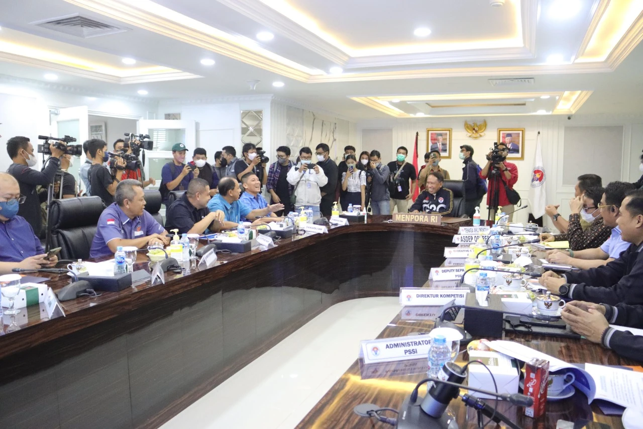 Pertemuan Exco PSSI dengan Kemenpora. (Foto: Dok. PSSI)