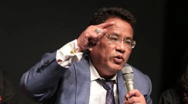 Foto: Hotman Paris Minta KUHP Dibatalkan Pengesahannya: Kasihan Rakyat! | Pifa Net