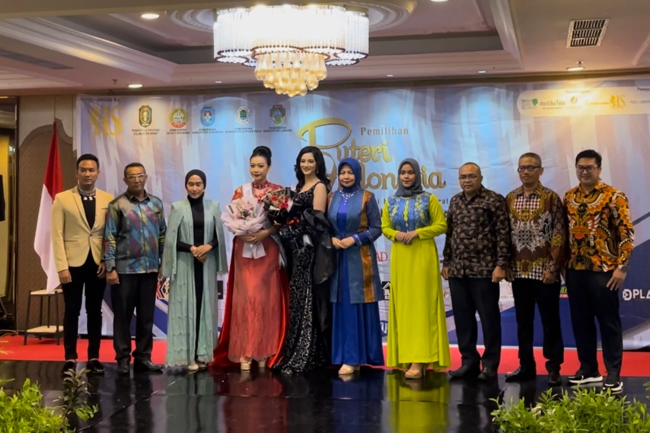 Foto: Indah dan Vanesa dinobatkan Jadi Finalis Puteri Indonesia Kalbar 2023 Wakili Pontianak dan Kubu Raya | Pifa Net