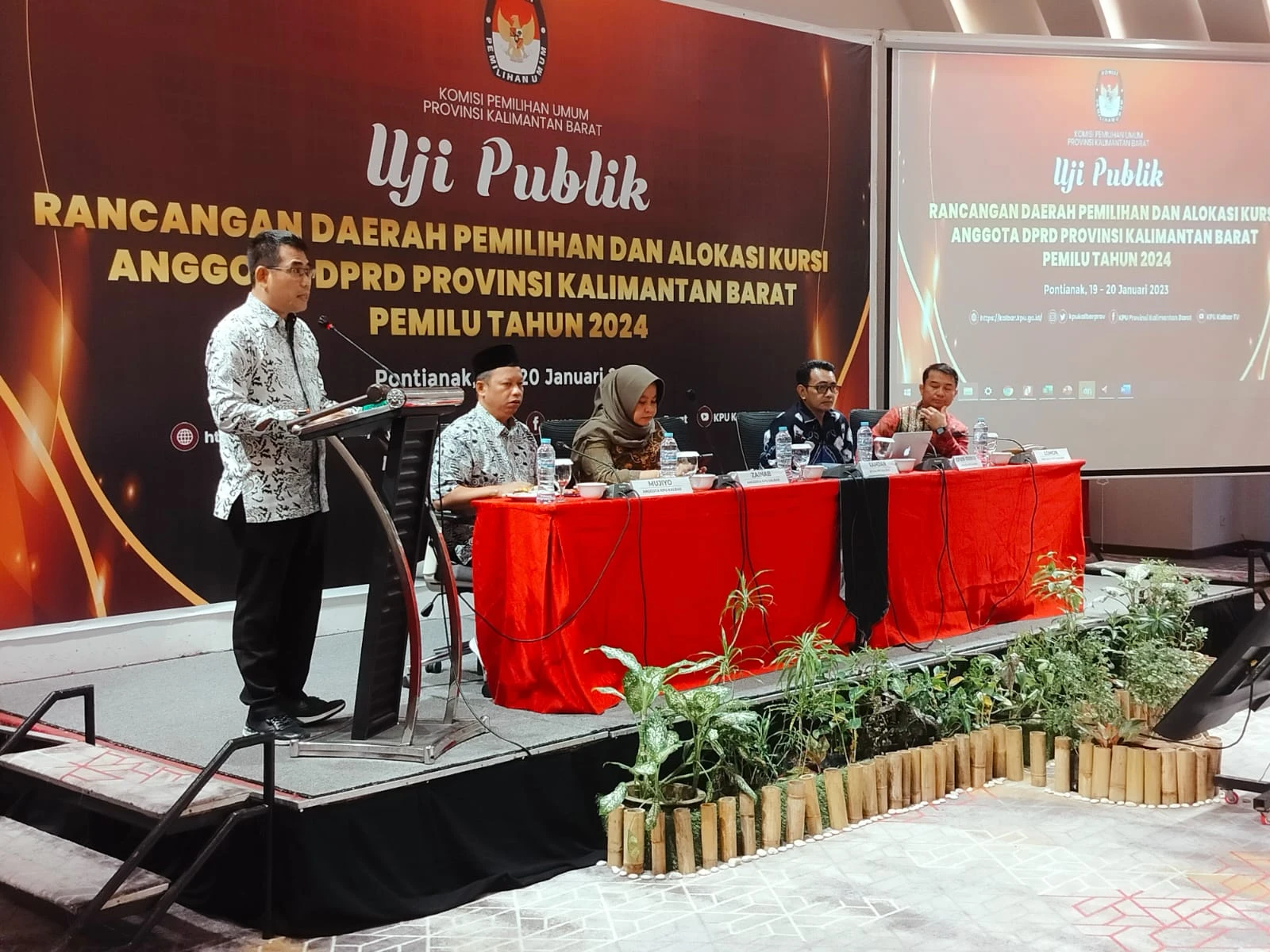 Foto: Dua Skema Pembagian Dapil dan Alokasi Kursi DPRD Kalbar Pemilu 2024 | Pifa Net
