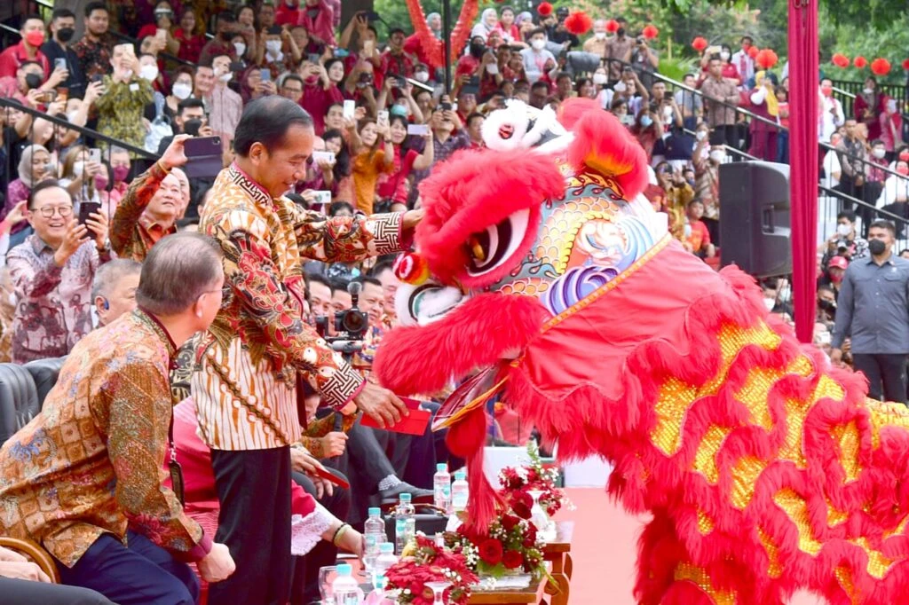 Foto: Presiden Apresiasi Budaya Gotong Royong Masyarakat Hadapi Pandemi COVID-19 | Pifa Net