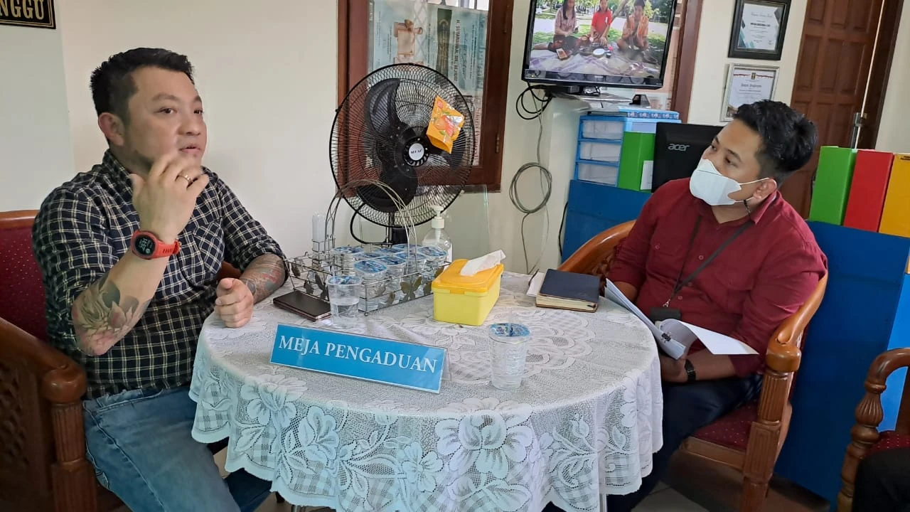 Foto: Dua Pejabat Pertamina Dilaporkan ke Ombudsman Kalbar Buntut Tolak Investasi SPBB di Kubu Raya | Pifa Net