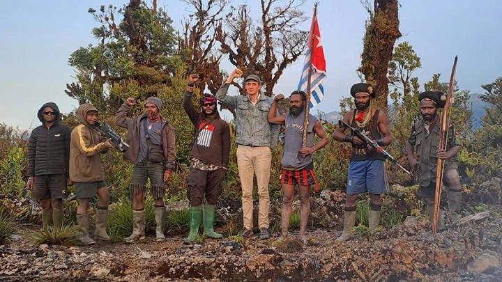 Foto: Pendekatan Persuasif Tak Berhasil, Pemerintah Bakal Tempuh Cara Lain Bebaskan Pilot Susi Air dari KKB Papua | Pifa Net