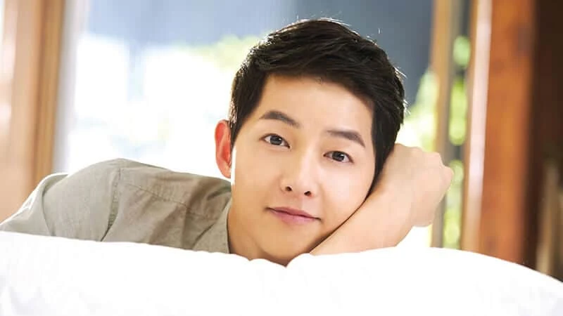 Song Joong-ki bakal syuting film terbarunya, My Name is Loh Kiwan. (Cuchen)