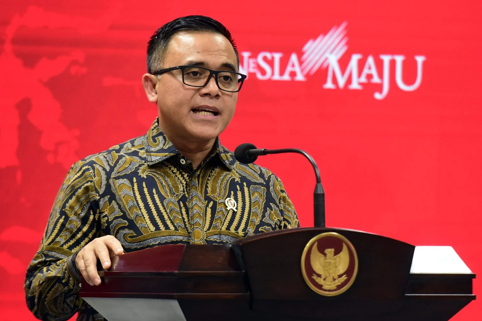 Menteri PANRB Abdullah Azwar Anas saat keterangan pers, Kamis (2/3/2023) siang, di Kantor Presiden, Jakarta. (Humas Setkab/Rahmat)