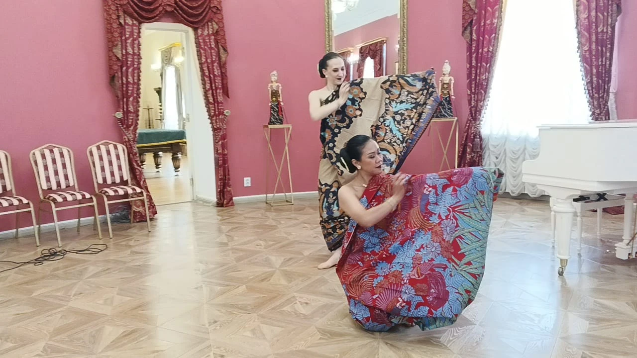 Pembukaan Pameran Budaya Indonesia di Kota Torzhok, Rusia. (Dok. Kemlu RI)