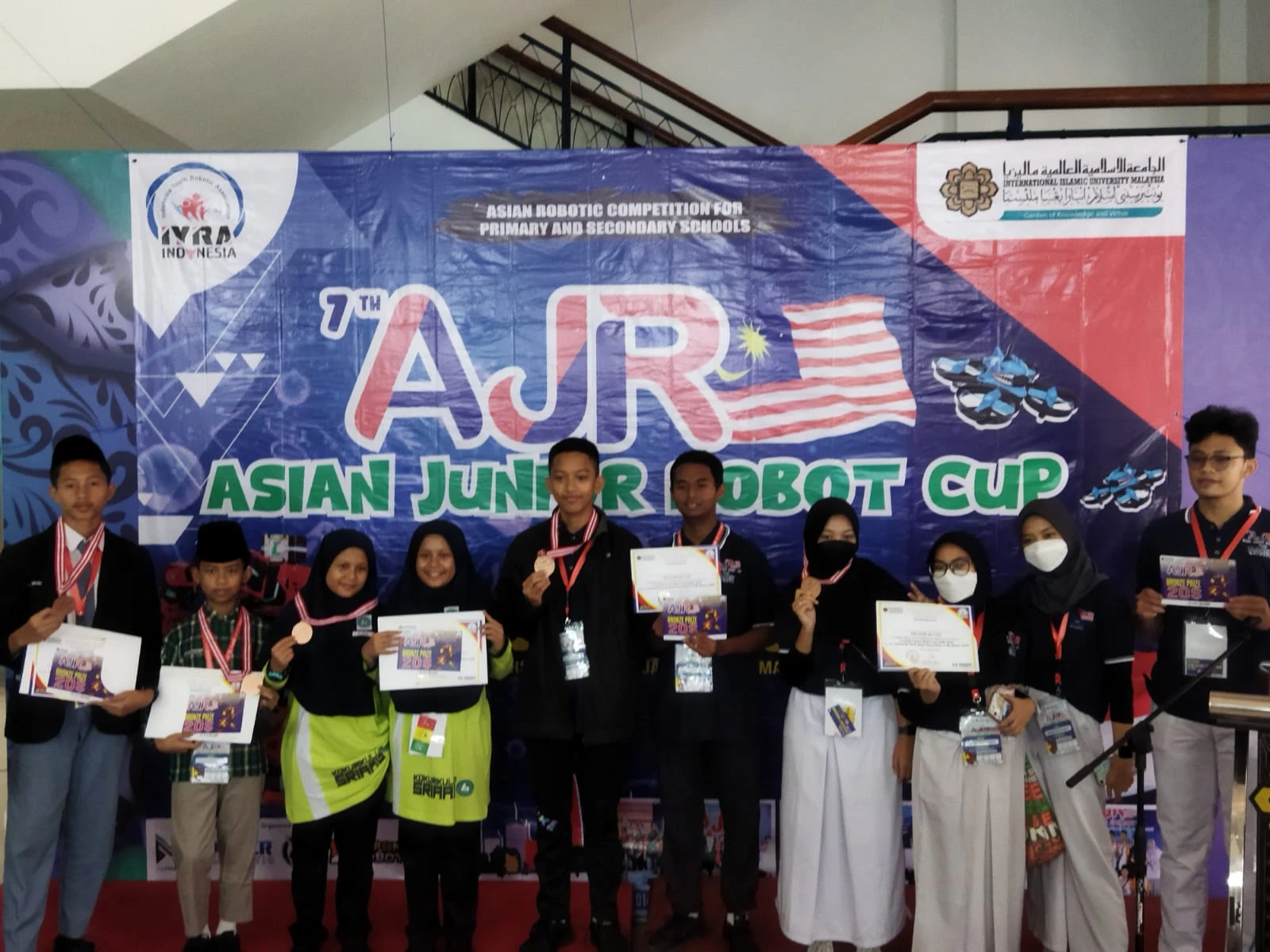 Tim Robotik MTsN 1 Pati raih Medali Perunggu di Malaysia. (Dok. Kemenag RI)