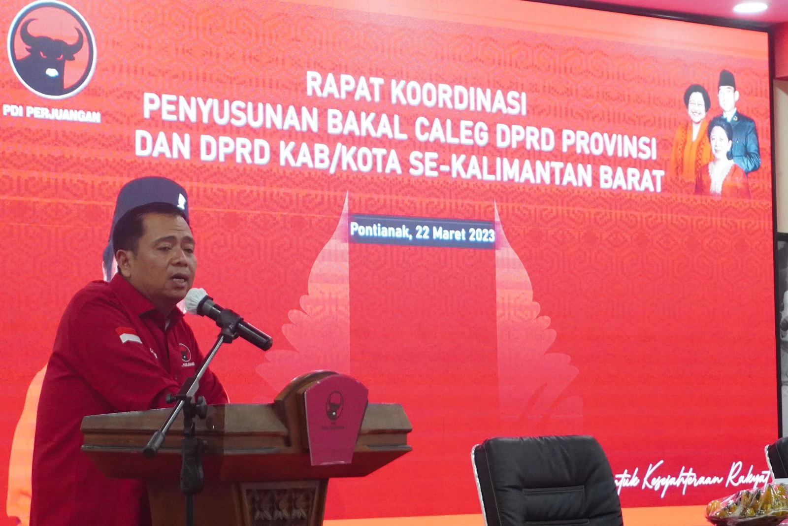 Foto: Lasarus: Penentuan Caleg PDI-P Pertimbangkan Loyalitas Ketimbang Kemampuan Modal  | Pifa Net