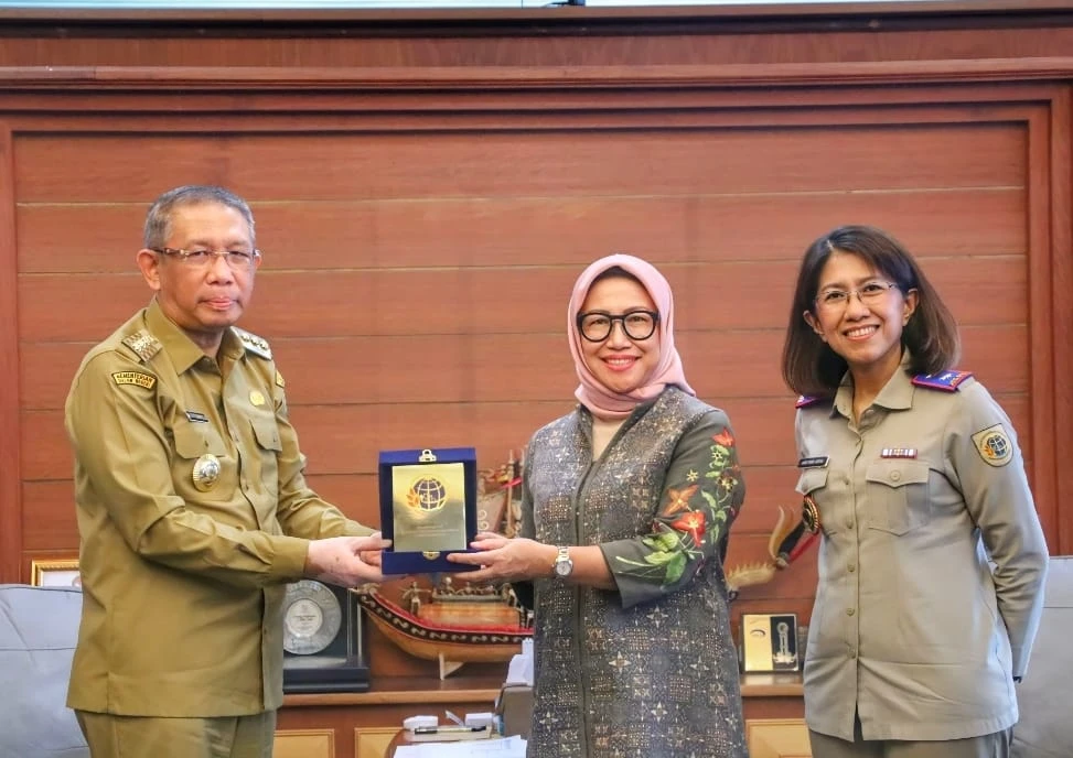 Gubernur Sutarmidji terima kunjungan Kepala Kantor Wilayah ATR/BPN Kalbar yang baru, Andi Tenri Abeng. (Dok. Adpim Pemprov Kalbar)
