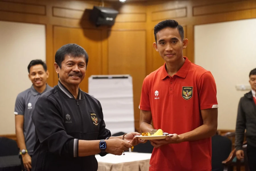Syukuran Indonesia tidak kena banned FIFA, diadakan Timnas U-22 besama PSSI. (Dok. PSSI)