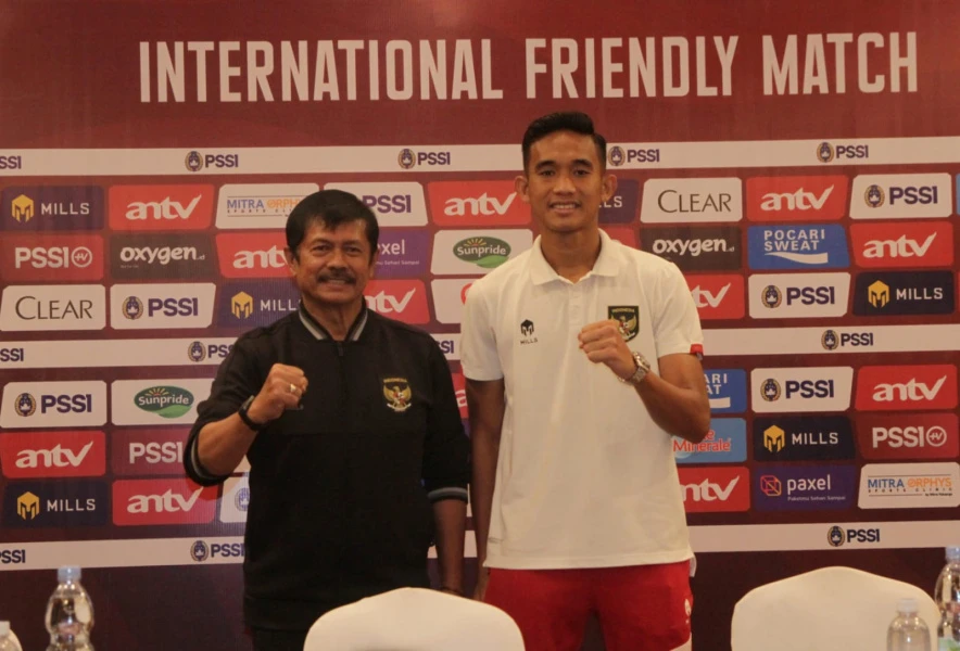 Pelatih Timnas U-22 Indonesia, Indra Sjafri dan Rizky Ridho usai jumpa pers jelang laga uji coba vs Lebanon. (Dok. PSSI)