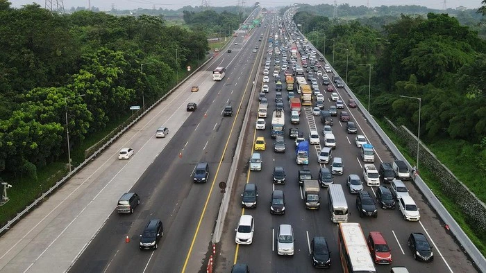 Foto: Pemerintah Imbau Masyarakat Hindari Puncak Arus Balik 24-25 April | Pifa Net