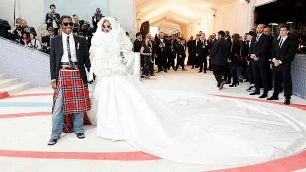 Foto: Dihadiri Oleh Banyak Selebritis, Apa Sebenarnya Met Gala? | Pifa Net