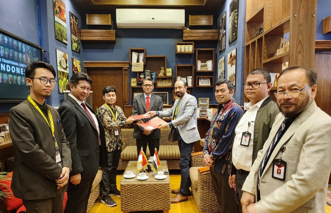 Foto: Teken Kontrak, Buyer Mesir Pesan 120 Ton Jahe Gajah dari Indonesia | Pifa Net