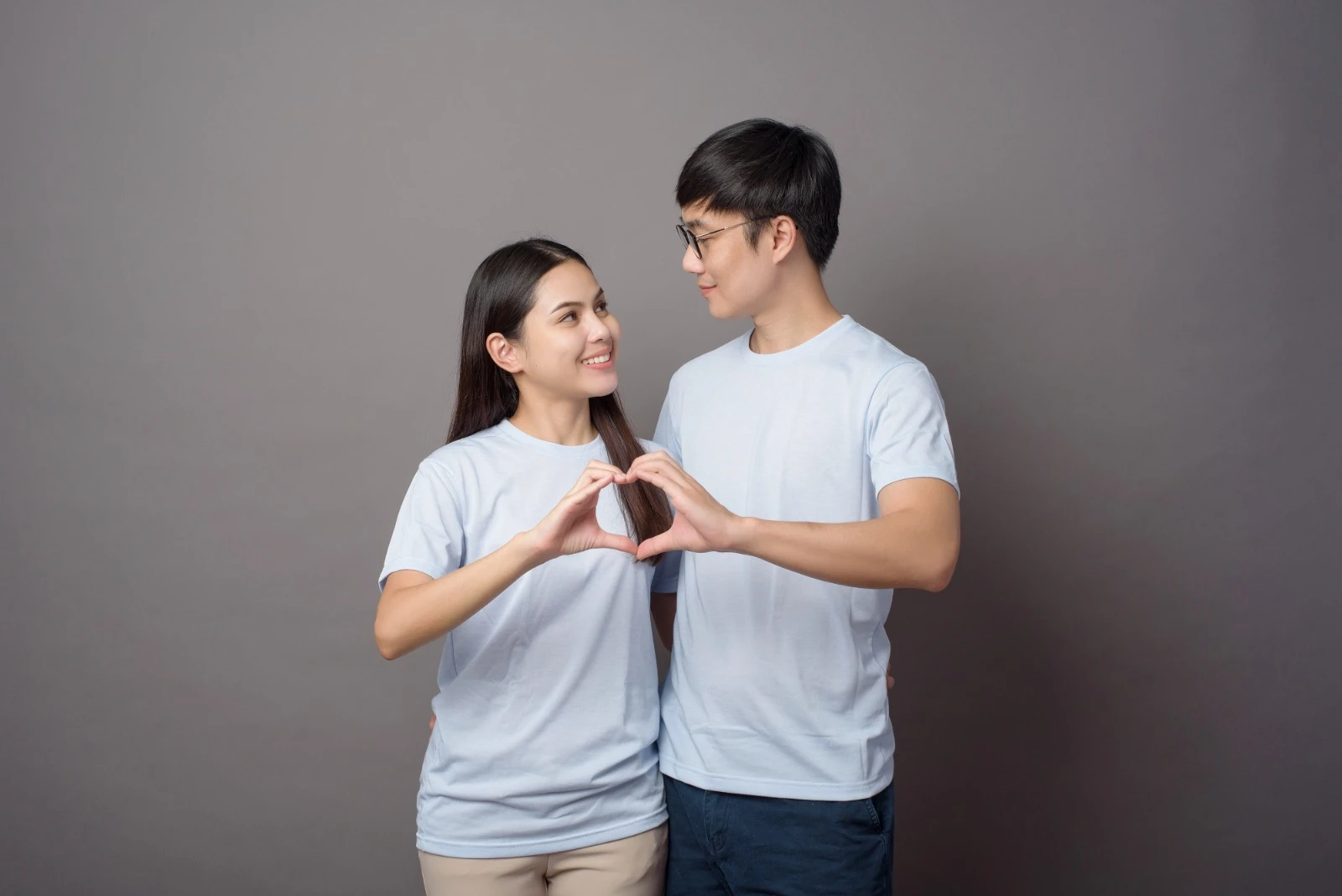 Foto: Pengen Punya Pasangan Setia? Ini  5 Zodiak yang Dikenal Setia | Pifa Net