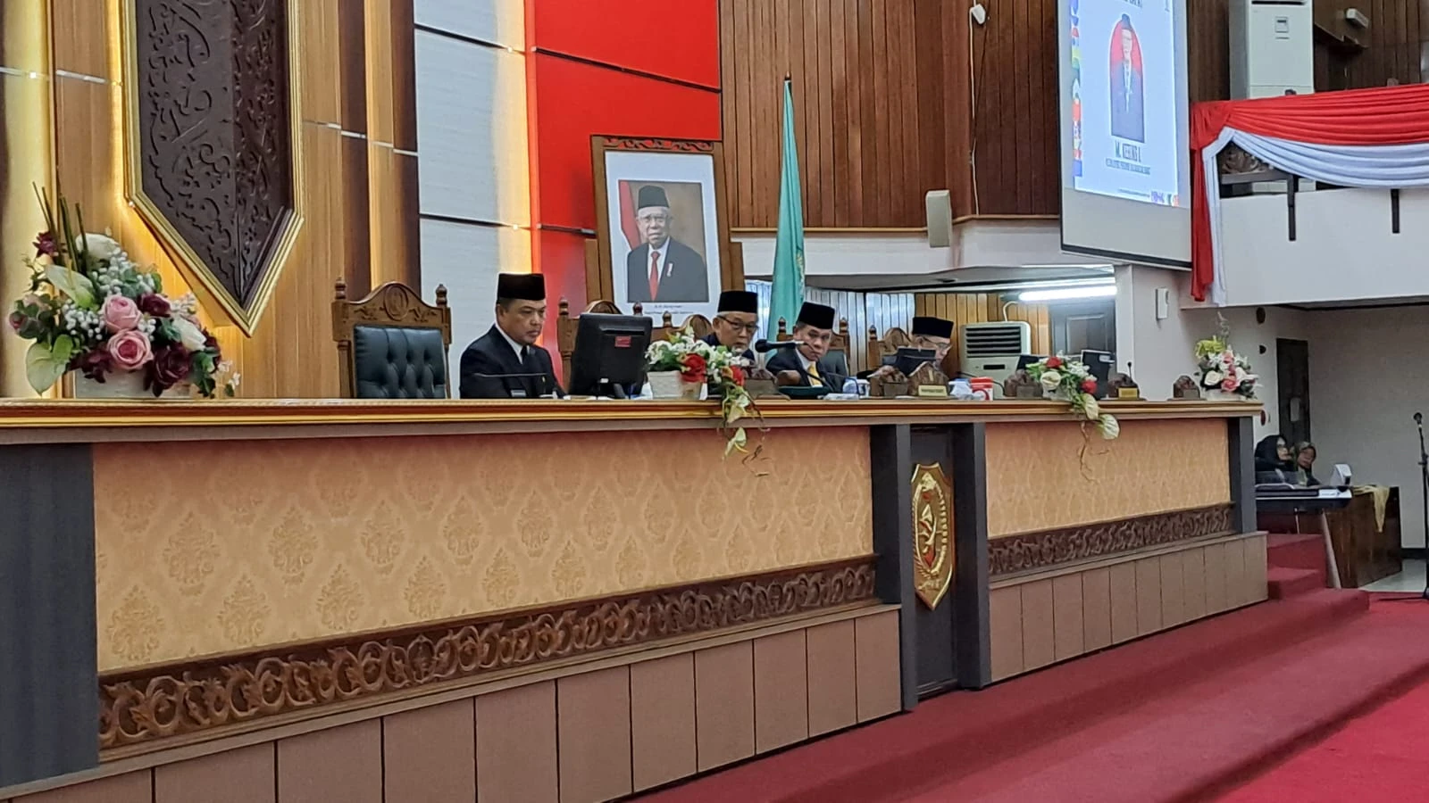 Foto: DPRD Kalbar Gelar Paripurna Rekomendasi Terhadap LKPJ Gubernur Tahun Anggaran 2022 | Pifa Net