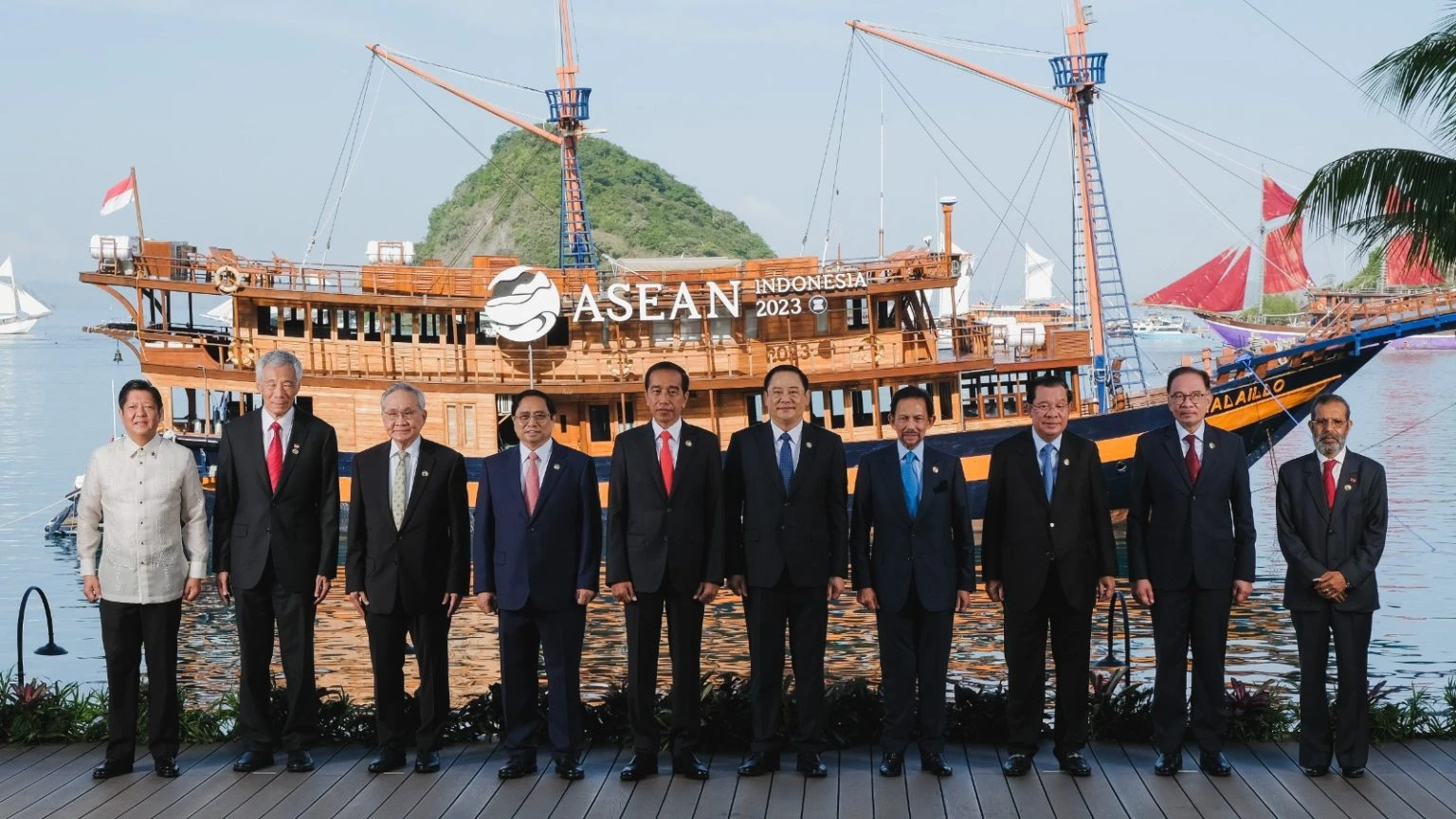 Presiden RI, Jokowi menegaskan bahwa persatuan dapat menjadi kunci peran ASEAN dalam Perdamaian dan Pertumbuhan. (Dok. ASEAN2023 Host Photographer)