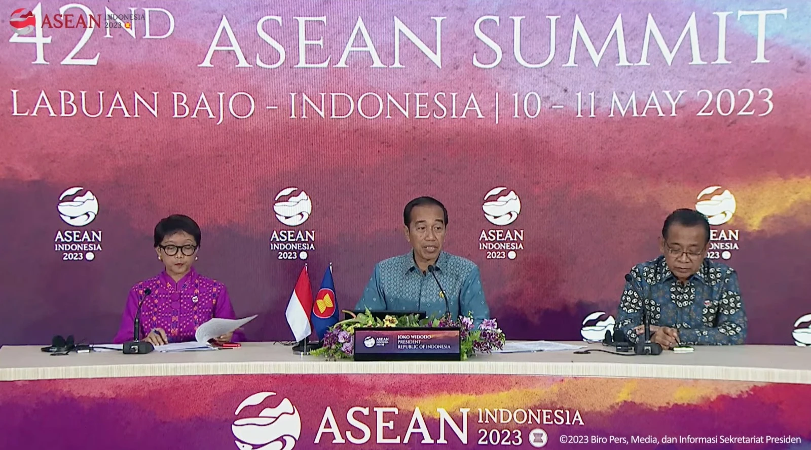 Presiden Jokowi saat menyampaikan keterangan pers hasil KTT ASEAN 2023. (Dok. Setkab RI)