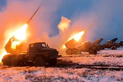 Foto: Rusia Klaim Sukses Pukul Mundur Serangan 1.000 Tentara dan 40 Tank Ukraina di Soledar | Pifa Net
