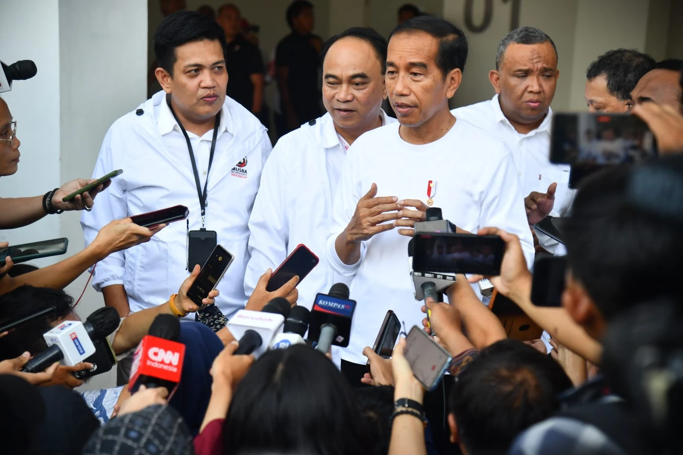 Foto: Raih 70 Emas, Presiden Apresiasi Prestasi Timnas Indonesia di SEA Games 2023 | Pifa Net