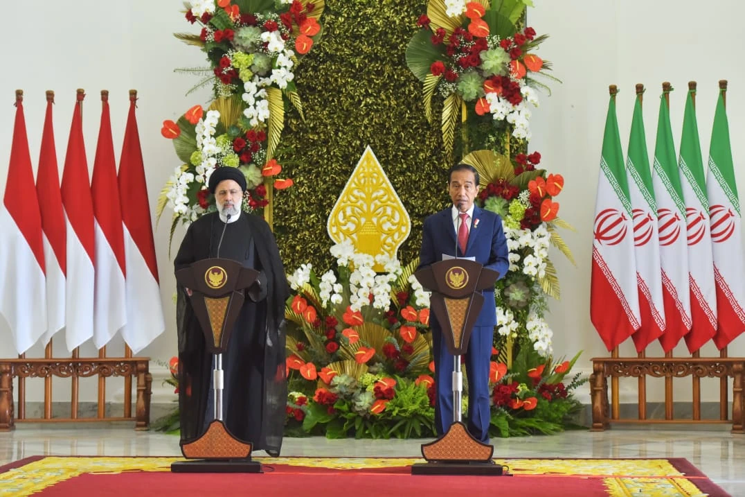 Presiden Jokowi dan Presiden Republik Islam Iran Seyyed Ebrahim Raisi di Istana Kepresidenan Bogor, Jawa Barat. (Dok. Humas Setkab/Agung)