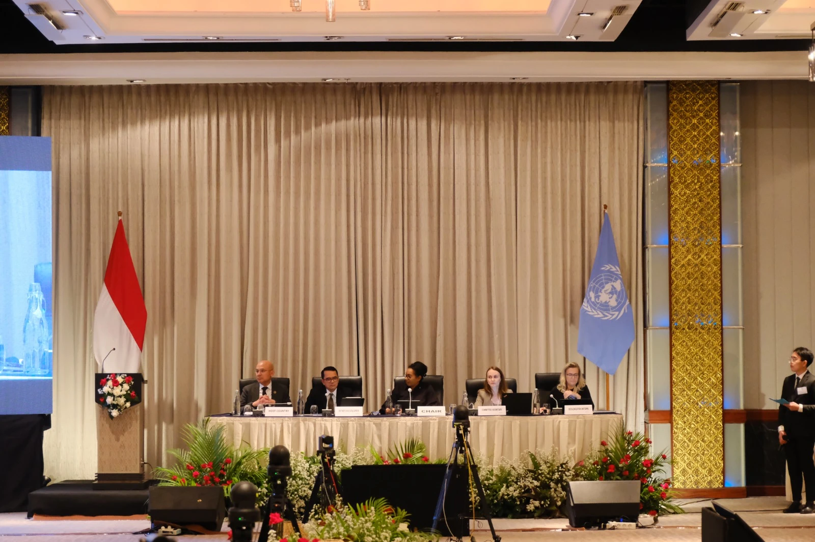 Menteri Luar Negeri, Retno L.P. Marsudi, menyampaikan soal pentingnya mematuhi hukum internasional dalam proses Dekolonisasi. (Dok. Kemlu RI)