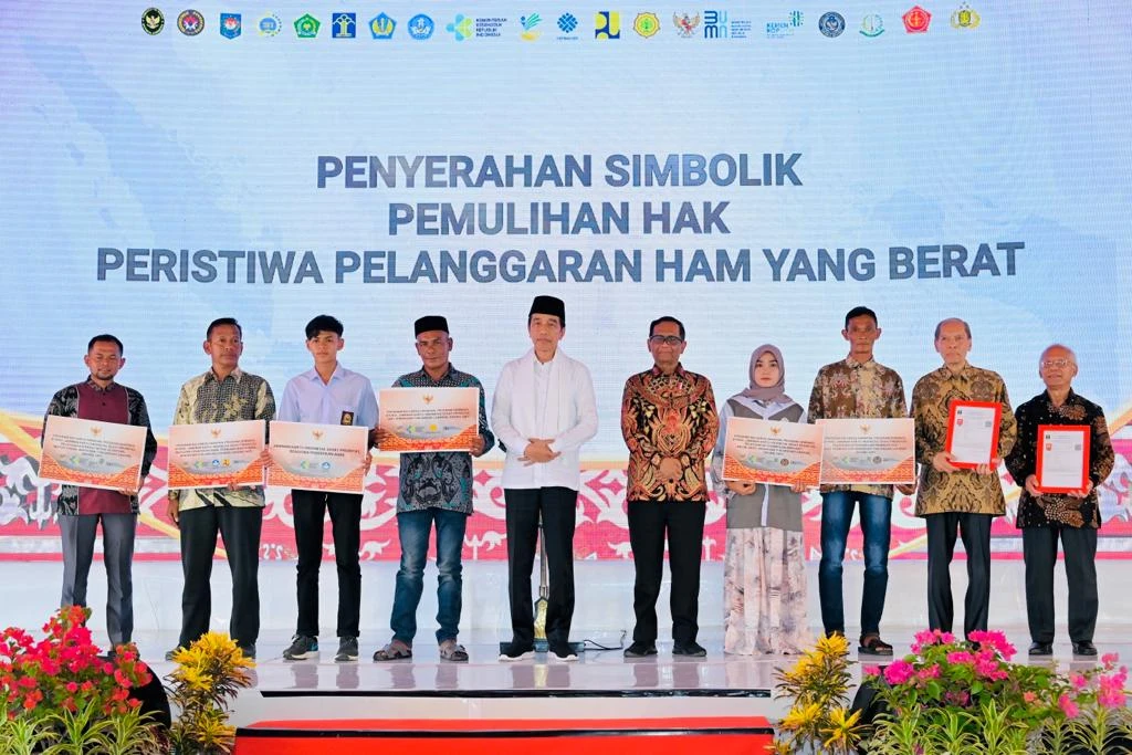 Foto: Presiden: Program Pemulihan Hak Korban Pelanggaran HAM Berat untuk Pulihkan Luka Bangsa | Pifa Net