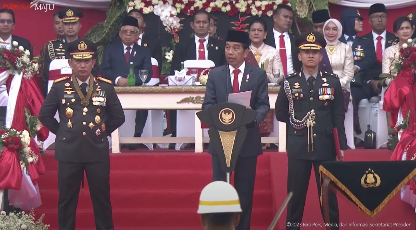 Foto: Presiden Minta Kekuatan Polri yang Besar Digunakan dengan Benar | Pifa Net