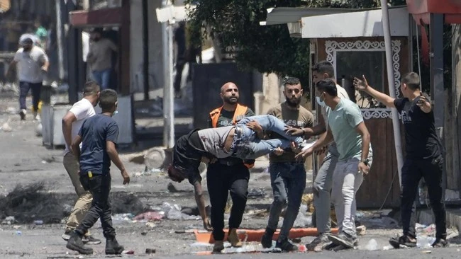 Tentara Israel mengakhiri serangan sesar-besaran di Jenin setelah 12 Warga Palestina tewas dan 100 lainnya luka-luka. (AP/Majdi Mohammed)