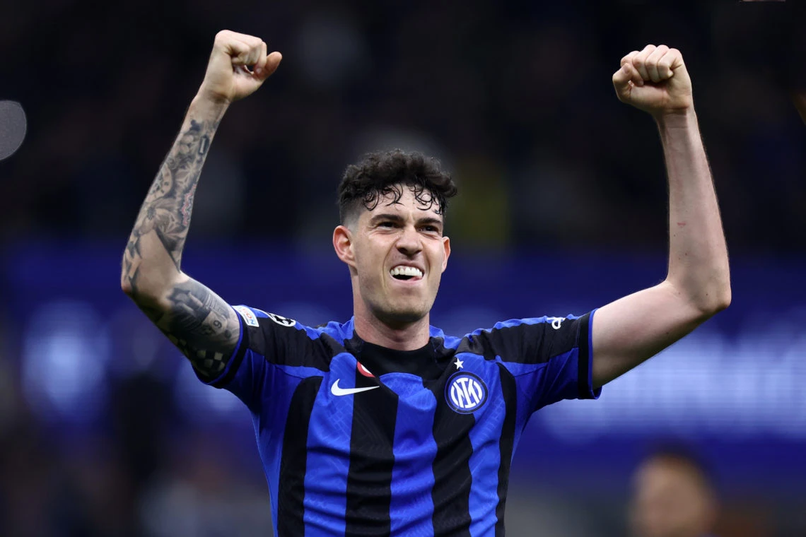Foto: Alessandro Bastoni Tetap Setia dengan Inter Milan, Teken Kontrak Baru hingga 2028! | Pifa Net