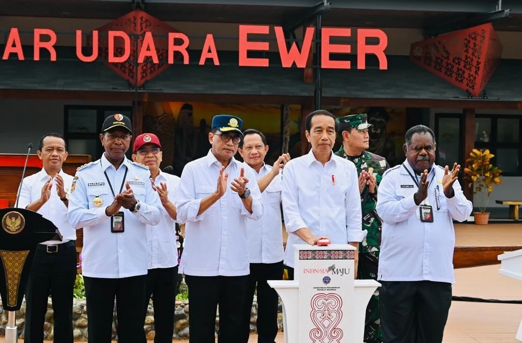 Foto: Presiden Ungkap Asmat akan Semakin Berkembang dan Maju Berkat Bandara Barunya | Pifa Net