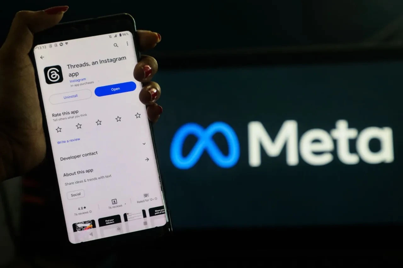 Bahaya aplikasi Threas, awas ya! Ternyata banyak akses data pribadi penggunanya. (ZDNET)