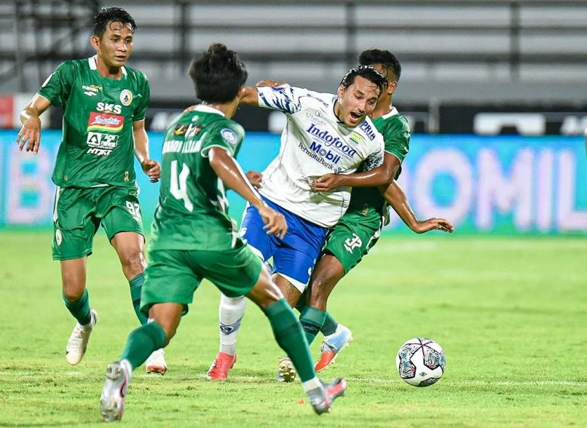 Hasil pertandingan BRI Liga 1 pekan kedua di musim 2023/2024, klub kompak imbang. (Twitter)