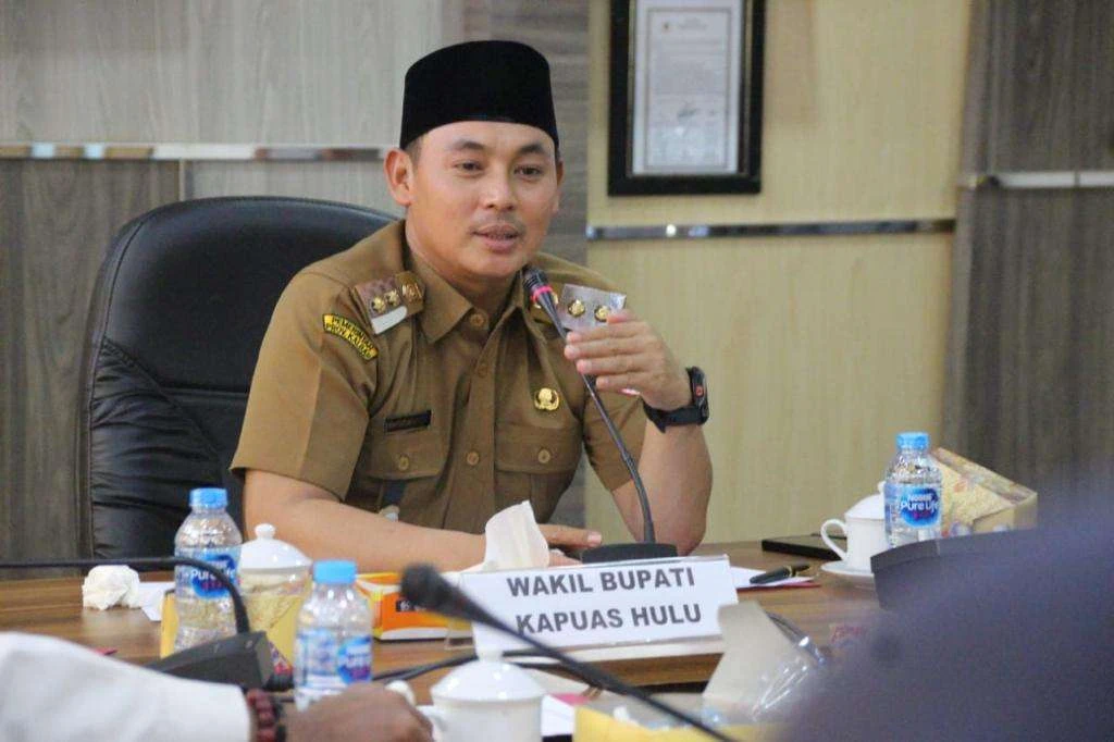 Foto: Wakil Bupati Kapuas Hulu Membuka Program Inovasi Desa di Kecamatan Bunut Hulu | Pifa Net