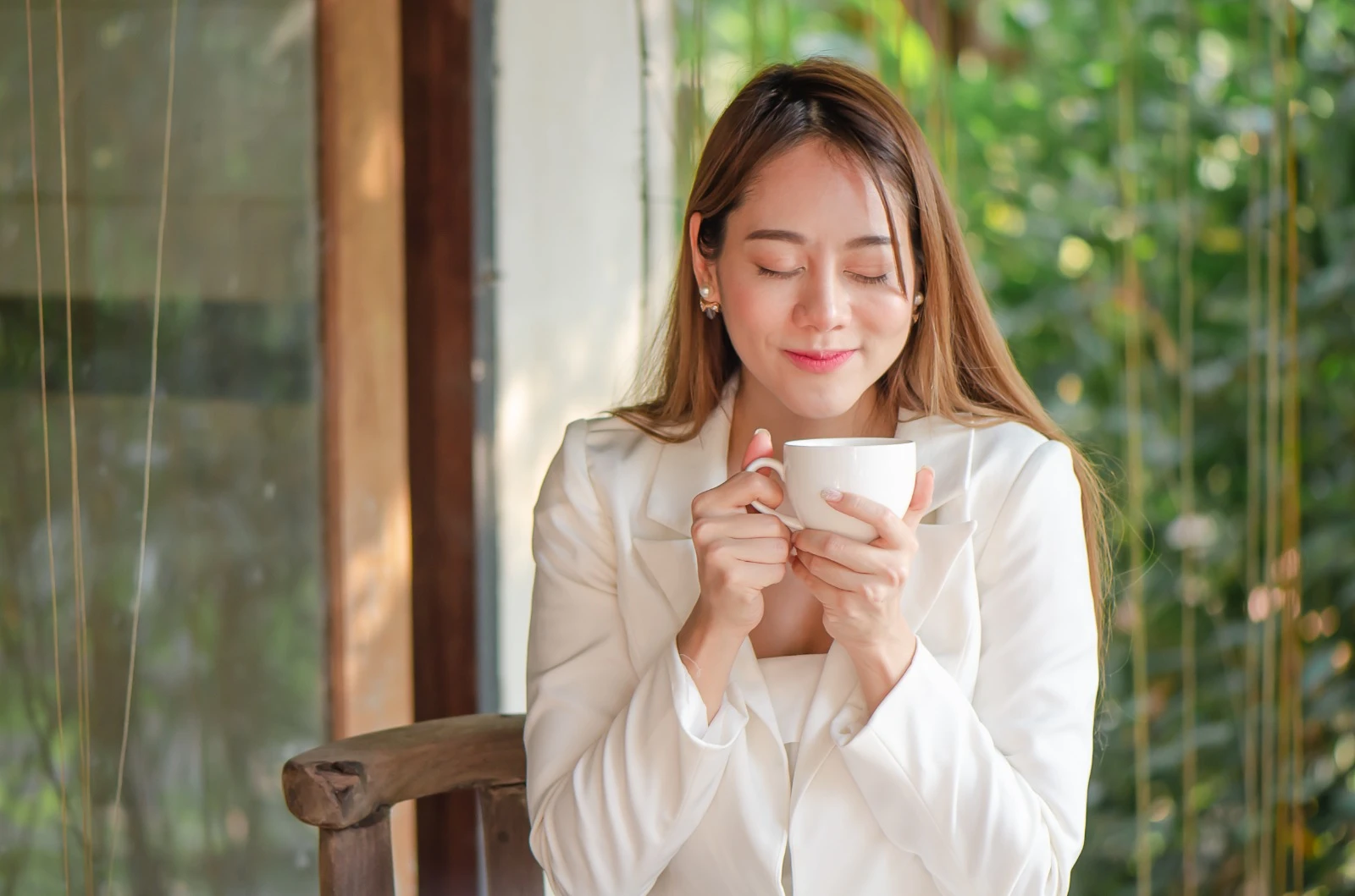 Manfaat minum kopi saat pagi hari, bisa tingkatkan stamina dan energi hingga turunkan risiko kanker. (Ilustrasi: Freepik)