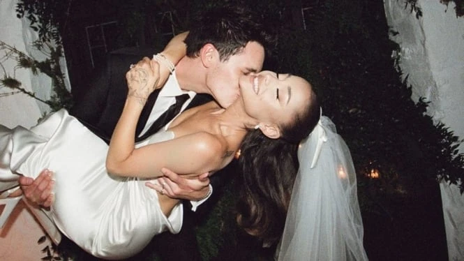 Foto: Ariana Grande dan Dalton Gomez Menuju Perceraian Setelah 2 Tahun Pernikahan | Pifa Net