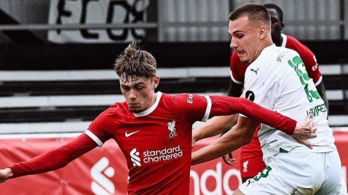 Foto: Spektakuler! Liverpool Ditahan Imbang 4-4 oleh Greuther Furth dalam Laga Uji Coba yang Berapi-api | Pifa Net